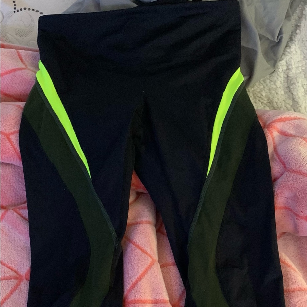 Shape medium leggings